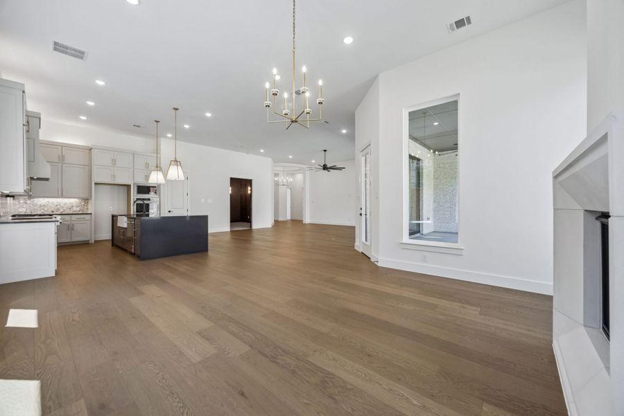 Spacious, unfurnished interior of a new home in StarView, Prosper (Image 26).