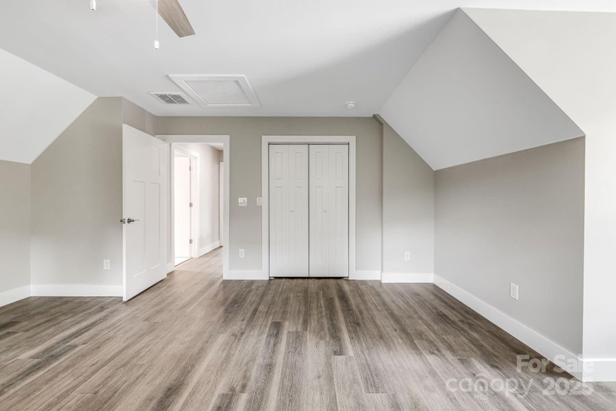 Spacious, unfurnished interior of a new home in , Asheville (Image 29).
