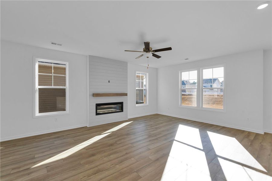Spacious, unfurnished interior of a new home in Brownstone Park, Easley (Image 15).