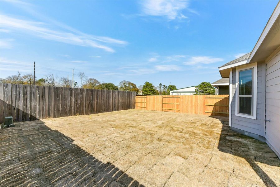 Exterior details and patio area of a home in Colony at Pinehurst, Pinehurst (Image 27).