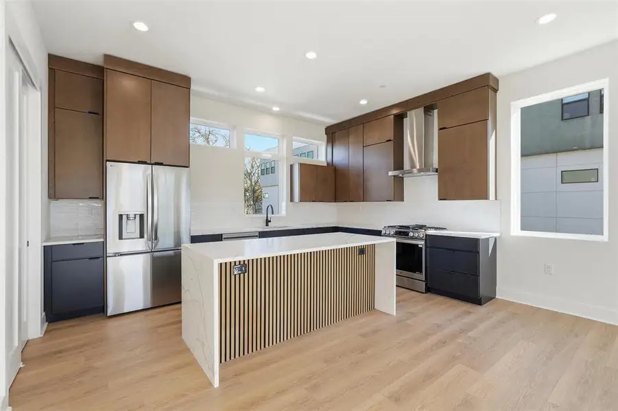 Furnished interior view inside a new home in , Dallas (Image 15).