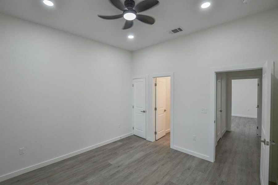 Spacious, unfurnished interior of a new home in , Malakoff (Image 25). Spacious, unfurnished interior of a new home in , Malakoff (Image 25).