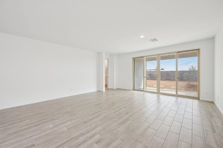 Representative images and renderings are for illustrative purposes. Actual structural options and design finishes of home may vary. Representative images and renderings are for illustrative purposes. Actual structural options and design finishes of home may vary.