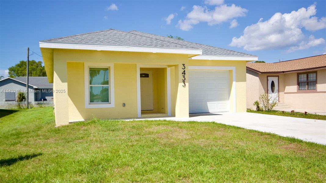 Front exterior of a new home in , Fort Myers, FL, highlighting curb appeal (Image 12).