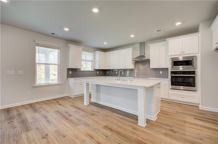 Furnished interior view inside a new home in Bowers Farm, McDonough (Image 7).