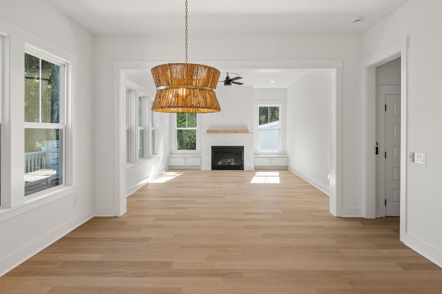 Spacious, unfurnished interior of a new home in , Wando (Image 9).