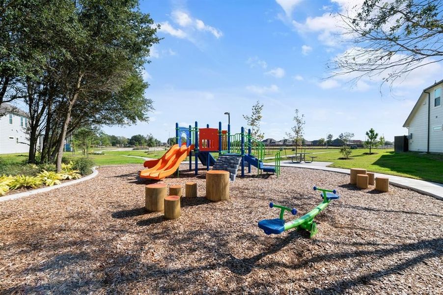 Image 8 of a home in Parkway Trails Villas.
