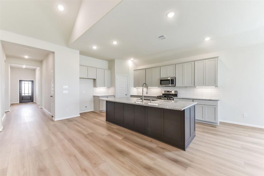 Furnished interior view inside a new home in River Ranch Meadows, Dayton (Image 12).