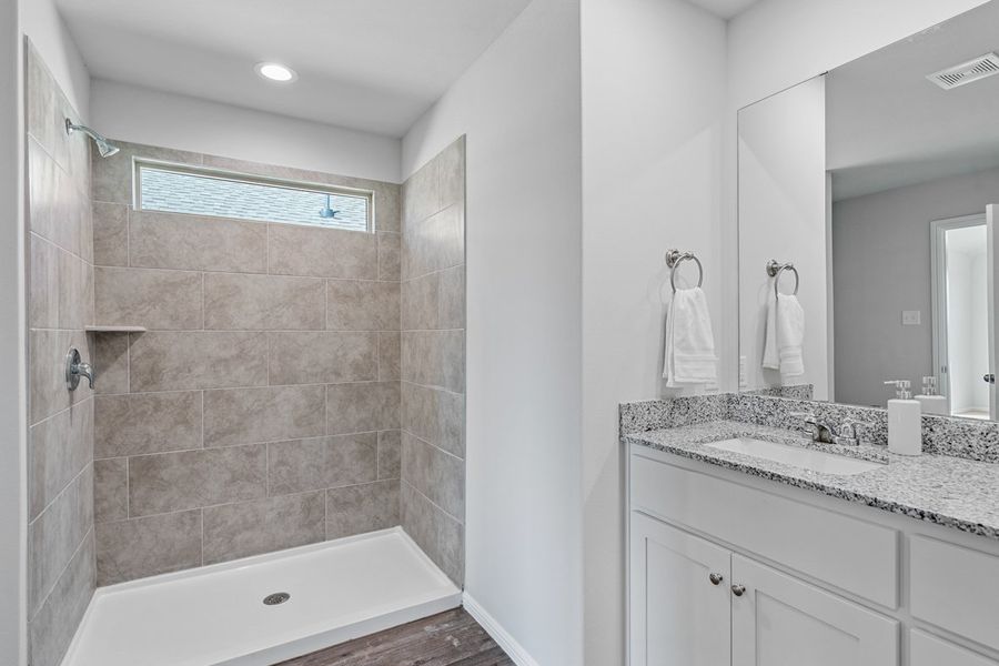 Representative furnished interior of a home built from the TEXAS CALI by D.R. Horton in Faculty Row, Abilene (Image 14).