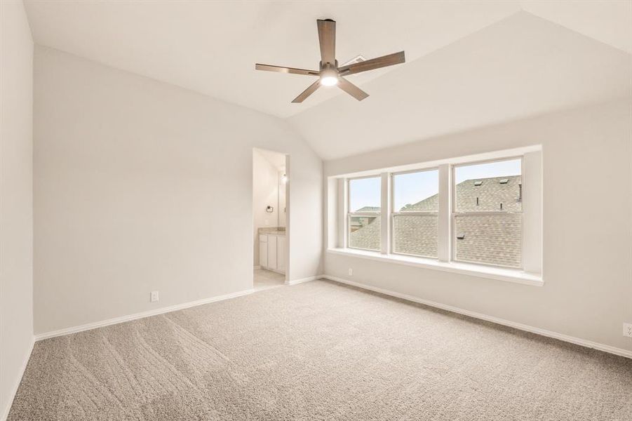 Spacious, unfurnished interior of a new home in Hampton Park, Glenn Heights (Image 27).
