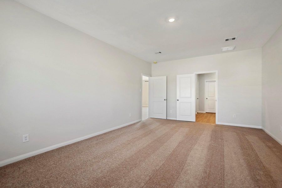 Spacious, unfurnished interior of a new home in Trails at Cochran Ranch, Waller (Image 14). Spacious, unfurnished interior of a new home in Trails at Cochran Ranch, Waller (Image 14).