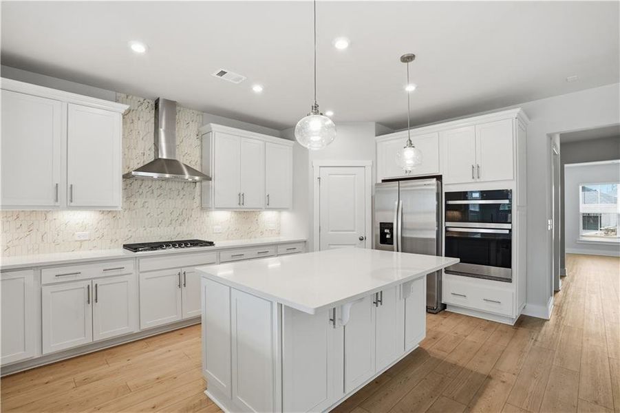 Furnished interior view inside a new home in Rose Creek, Cumming (Image 4).