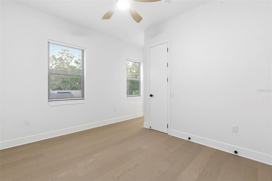 Spacious, unfurnished interior of a new home in , Safety Harbor (Image 22).