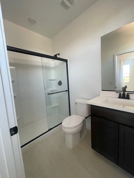 Lot 2 | First-Floor Bathroom| Faustus | Marlowe | New Homes in Glendale, AZ | Landsea Homes