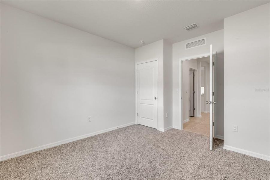 Spacious, unfurnished interior of a new home in , New Smyrna Beach (Image 33). Spacious, unfurnished interior of a new home in , New Smyrna Beach (Image 33).