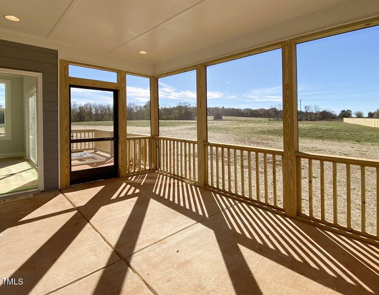 FC12 - Screened Porch