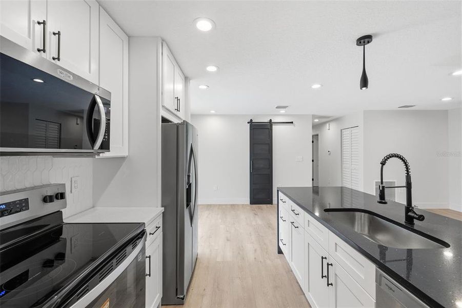 Furnished interior view inside a new home in , Crystal River (Image 7).