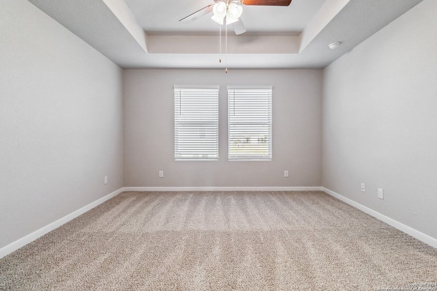 Spacious, unfurnished interior of a new home in Abbott Run, San Antonio (Image 24).
