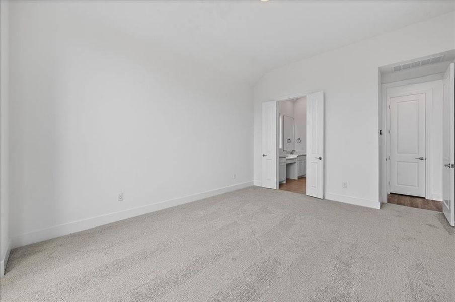 Spacious, unfurnished interior of a new home in Wellington, Haslet (Image 23). Spacious, unfurnished interior of a new home in Wellington, Haslet (Image 23).