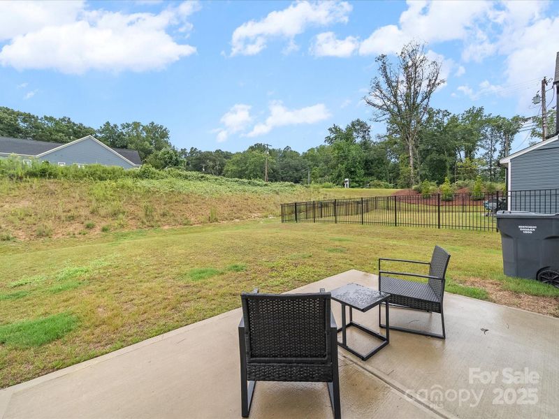 Image 18 of a home in . Image 18 of a home in .