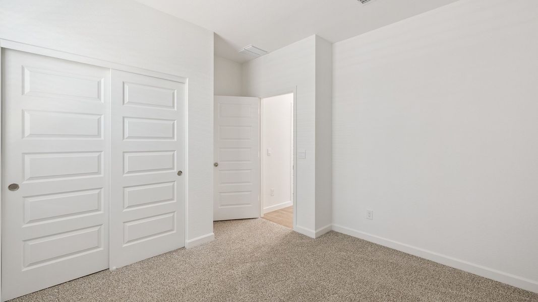 Spacious, unfurnished interior of a new home in Apache Farms, Buckeye (Image 29). Spacious, unfurnished interior of a new home in Apache Farms, Buckeye (Image 29).