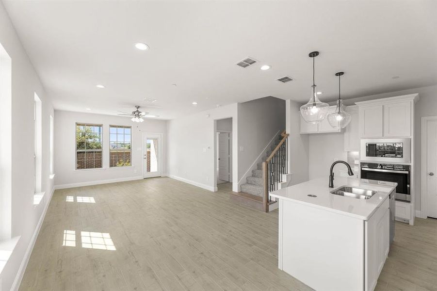 674 Sandiford-Dining-2 674 Sandiford-Dining-2