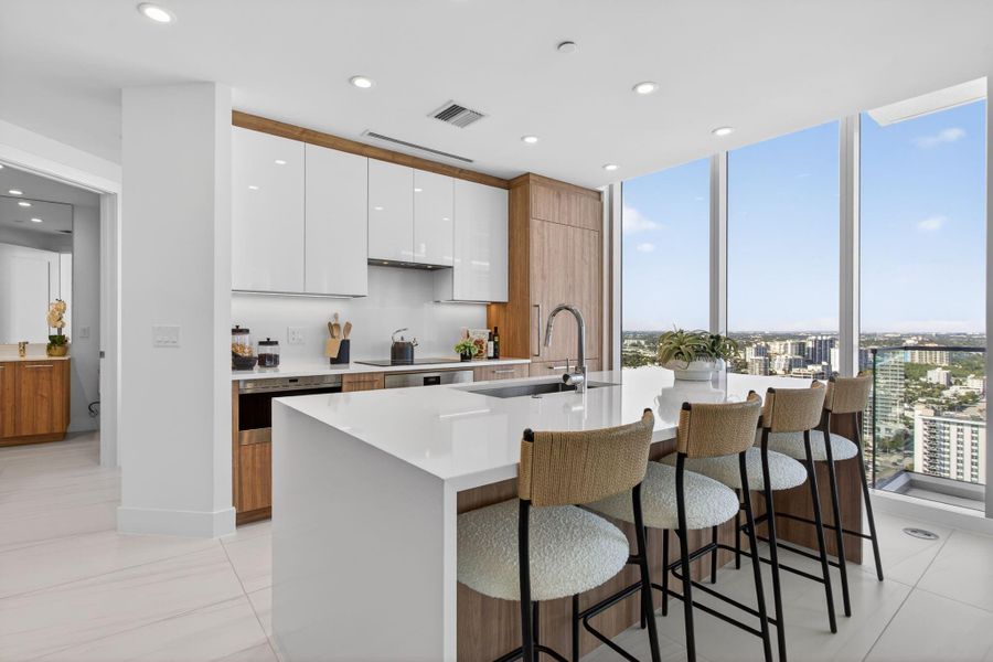 Furnished interior view inside a new home in , Fort Lauderdale (Image 15).