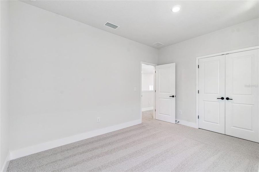 Spacious, unfurnished interior of a new home in Persimmon Park - Garden Series, Wesley Chapel (Image 38).