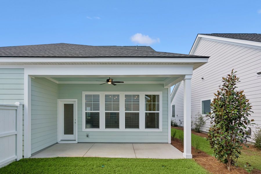 Exterior details and patio area of a home in Nexton – Midtown – The Garden Collection, Summerville (Image 4). Exterior details and patio area of a home in Nexton – Midtown – The Garden Collection, Summerville (Image 4).