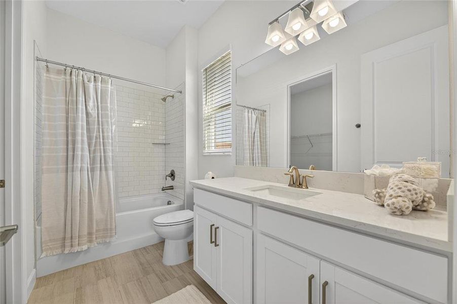 Furnished interior view inside a new home in , Wimauma (Image 9).