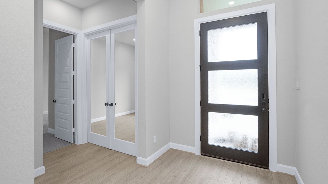 Spacious, unfurnished interior of a new home in Audubon, Magnolia (Image 13). Spacious, unfurnished interior of a new home in Audubon, Magnolia (Image 13).