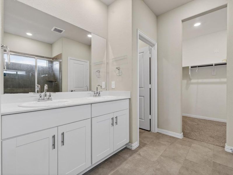 Furnished interior view inside a new home in Eastridge - Spring Series, McKinney (Image 9).
