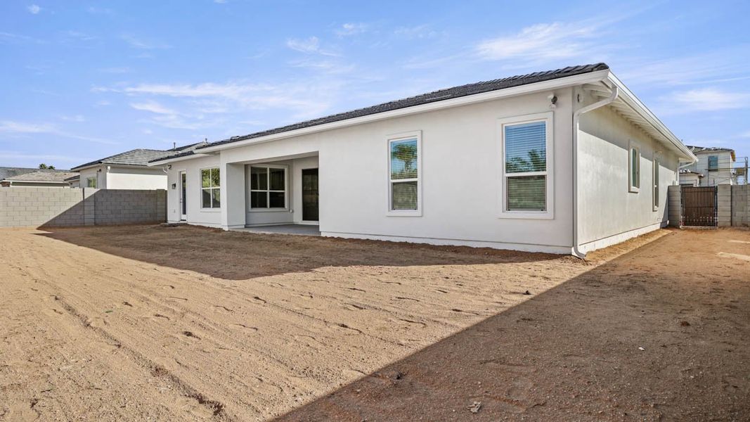 Exterior details and patio area of a home in Zanjero Pass, Waddell (Image 2).