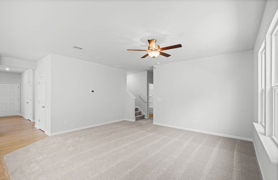 Spacious, unfurnished interior of a new home in Avery Ridge, Gainesville (Image 35). Spacious, unfurnished interior of a new home in Avery Ridge, Gainesville (Image 35).