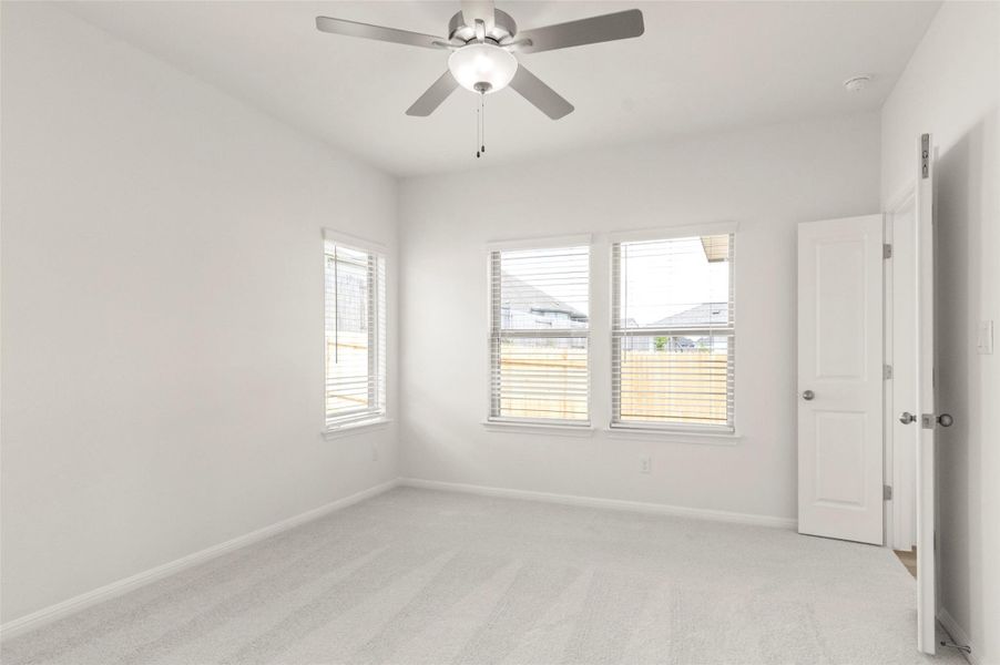 Spacious, unfurnished interior of a new home in Crosswinds, Kyle (Image 20).