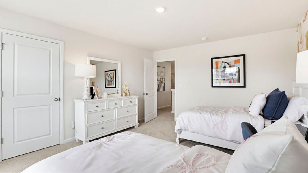 Furnished interior view inside a new home in Sage Grove, Lyman (Image 21).