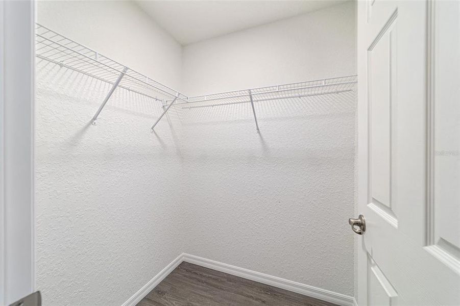 Spacious, unfurnished interior of a new home in , Summerfield (Image 33).