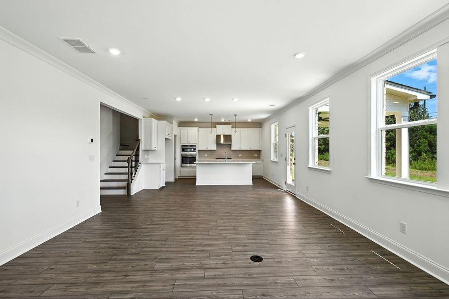 Spacious, unfurnished interior of a new home in Bennett Farm, Loganville (Image 15).