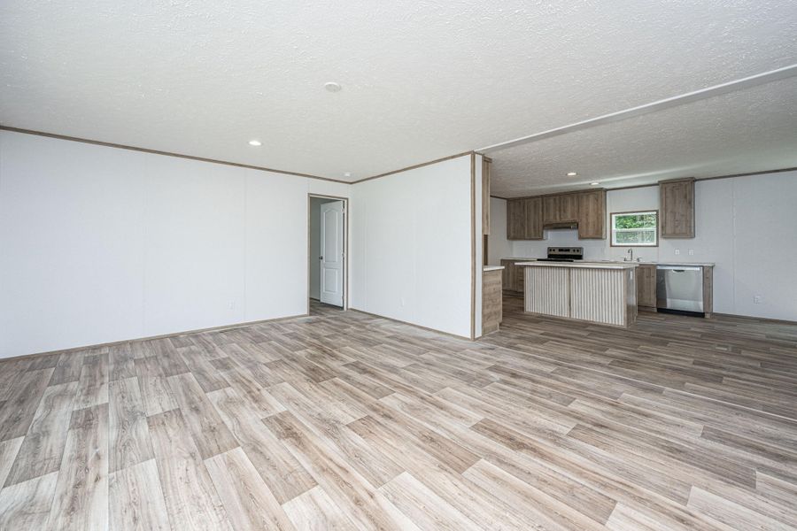 Spacious, unfurnished interior of a new home in , Cottageville (Image 21).