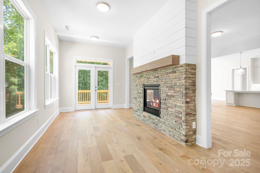 Spacious, unfurnished interior of a new home in Harbor Watch, Statesville (Image 31).