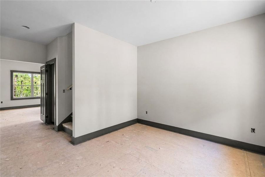 Spacious, unfurnished interior of a new home in , Ellijay (Image 7).