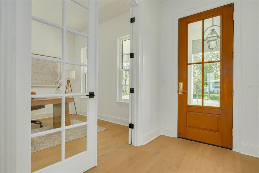 Spacious, unfurnished interior of a new home in , St. Petersburg (Image 24).