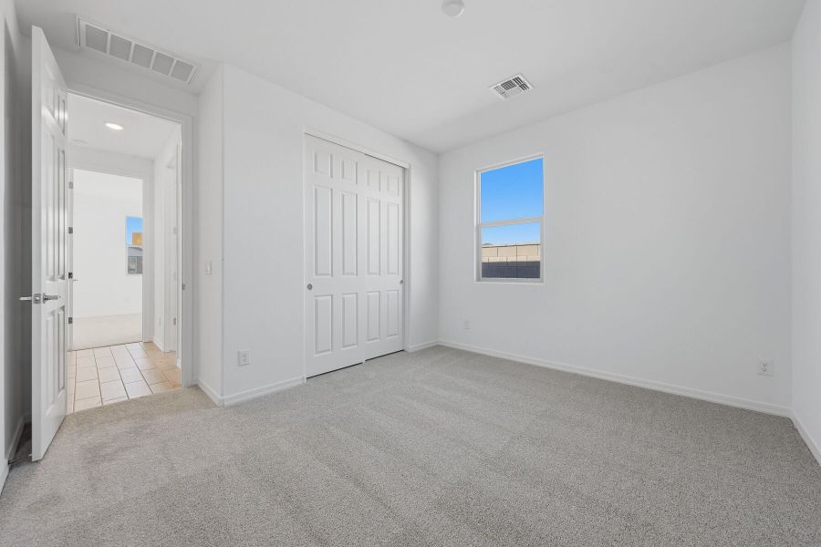 Spacious, unfurnished interior of a new home in Tierra Vistoso, Surprise (Image 12).