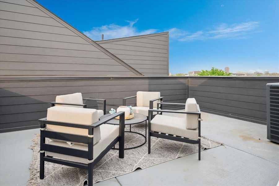 Exterior details and patio area of a home in , Dallas (Image 25).