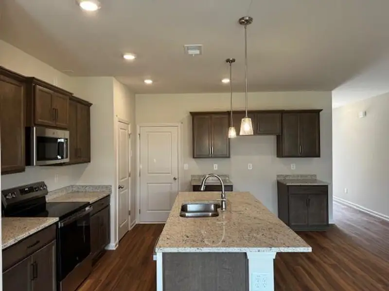 Furnished interior view inside a new home in , Jasper (Image 3).