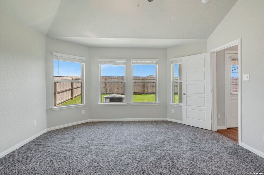 Spacious, unfurnished interior of a new home in Park Place, New Braunfels (Image 33). Spacious, unfurnished interior of a new home in Park Place, New Braunfels (Image 33).