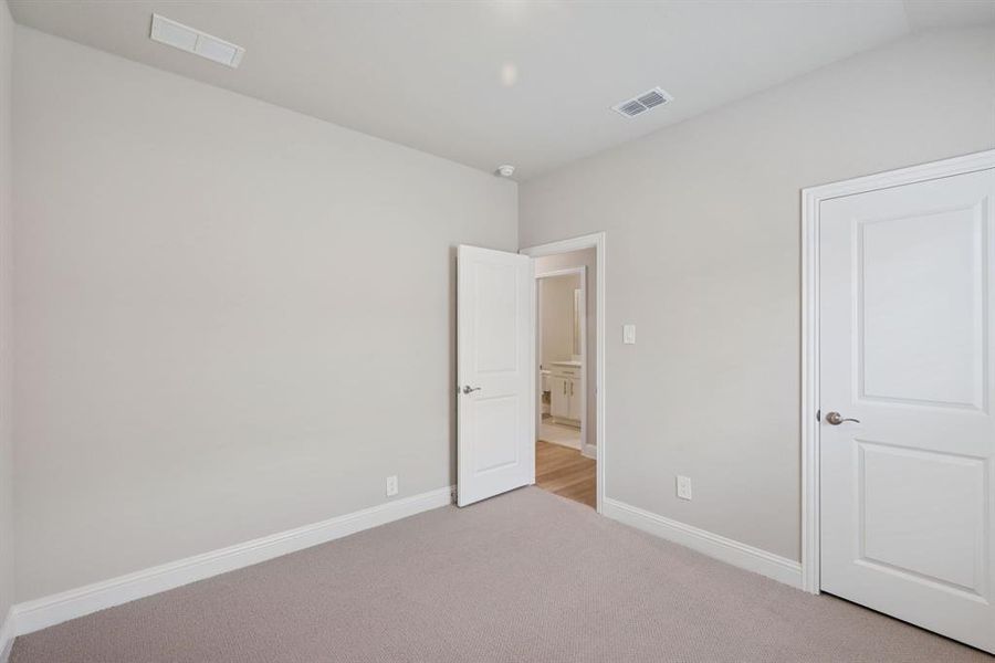 Photo is not of the actual home, but is an inspirational photo of builder’s model home and may depict options, furnishings, and/or decorator features that are not included.