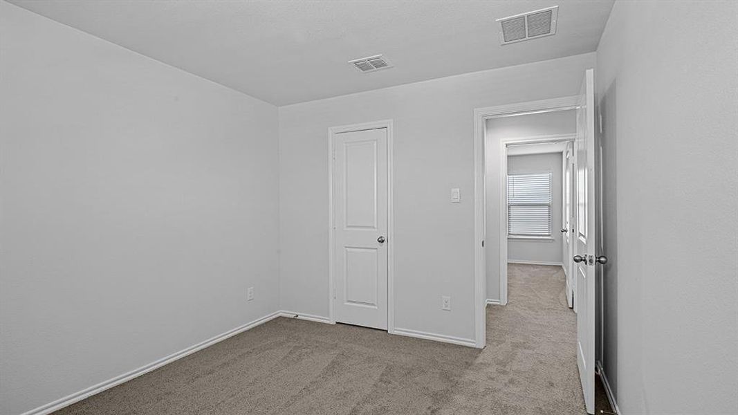 Spacious, unfurnished interior of a new home in Springhill South, Boyd (Image 31).