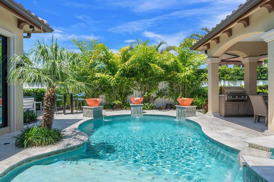 61-web-or-mls-2500 NE 14th St, Fort Laud