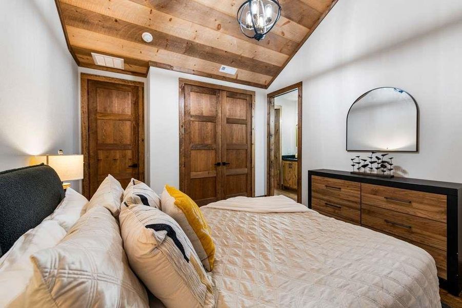 Furnished interior view inside a new home in , McCaysville (Image 35).